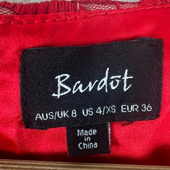 Bardot Sheath Mini Dress Womens 4 Red Lace Scalloped Cocktail Vampy Holiday Glam - Picture 6 of 7